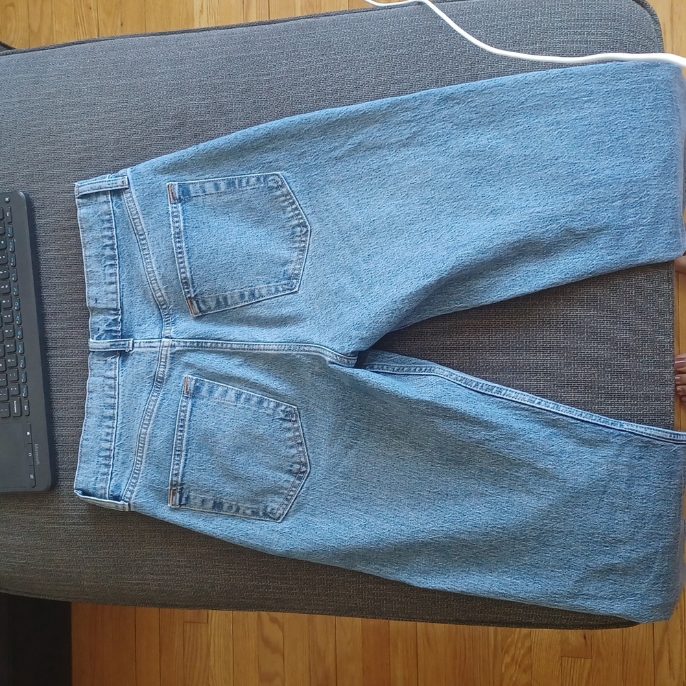 ⛔️Sold⛔️🆕️GAP Sky High Straight Leg Jeans with Washwell, Size 28/6 - Picture 9 of 16